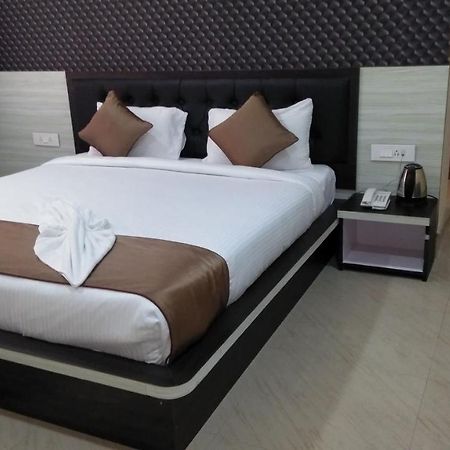 The Four Season Hotel Dimāpur Eksteriør billede