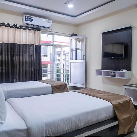 The Four Season Hotel Dimāpur Eksteriør billede