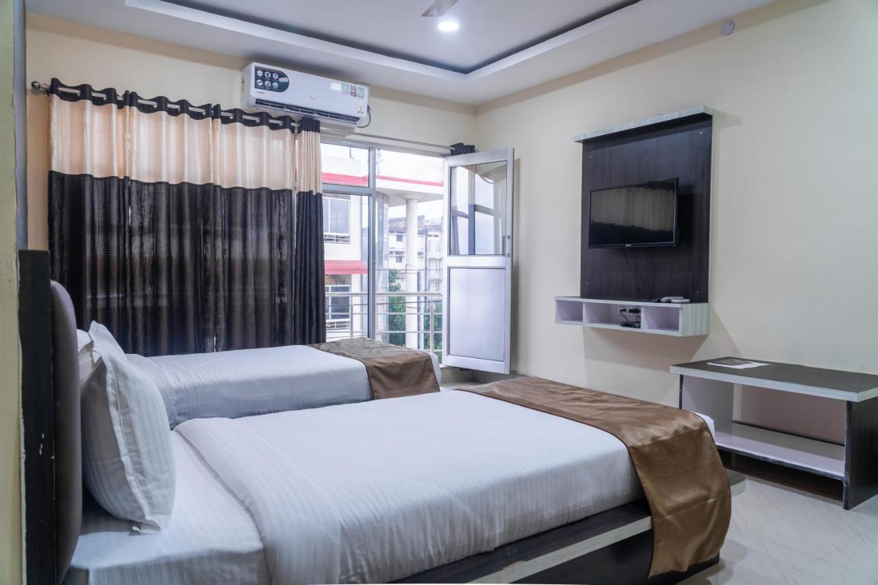 The Four Season Hotel Dimāpur Eksteriør billede